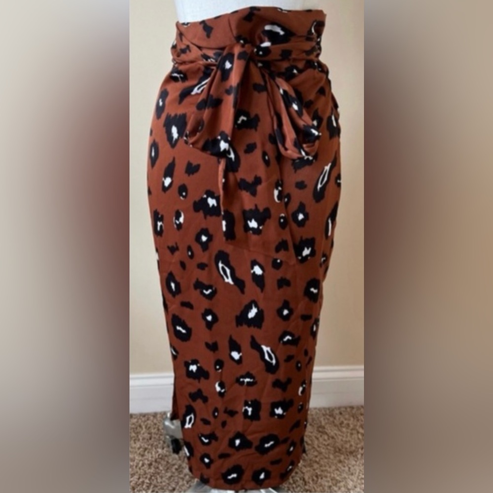 VICI Leopard Print Brown Skirt